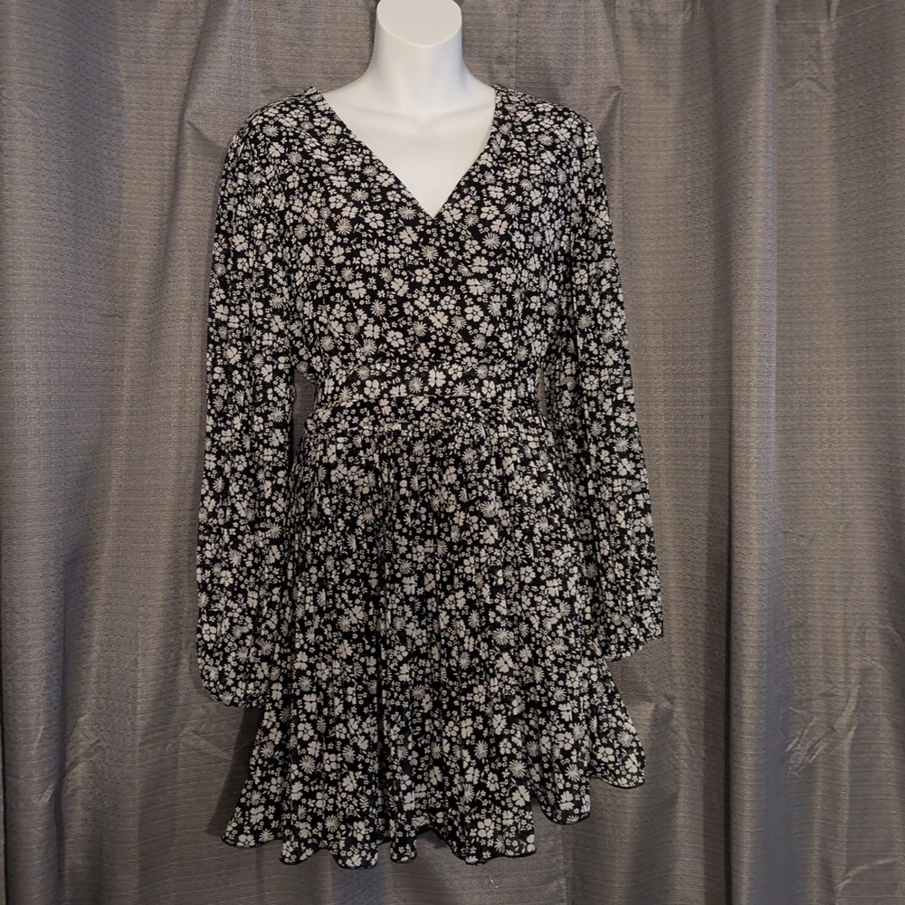 Floral Black and White Women's Romper